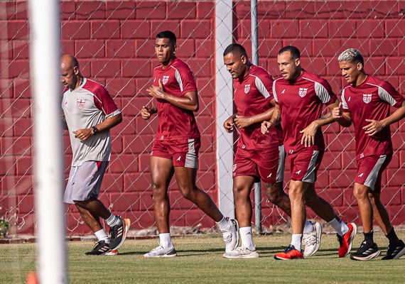 CRB e ASA se enfrentam neste sábado no Rei Pelé