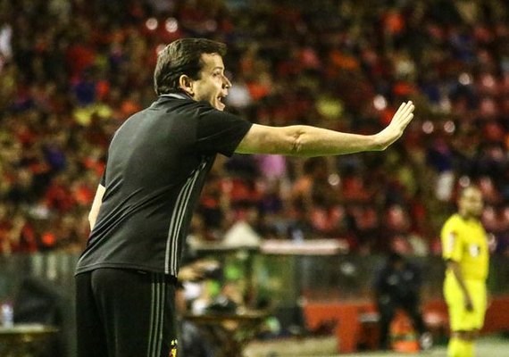 Sport vence Bahia e segue vivo na luta contra rebaixamento