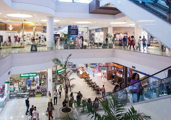 Carnaval muda horários de shoppings e do comércio do Centro de Maceió