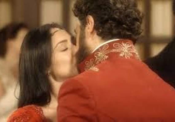 'Novo Mundo': Anna descobre que Joaquim é casado e decide ficar com Thomas
