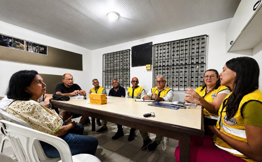 Ronda no Bairro ouve demanda de moradores e comerciantes do Corredor Vera Arruda
