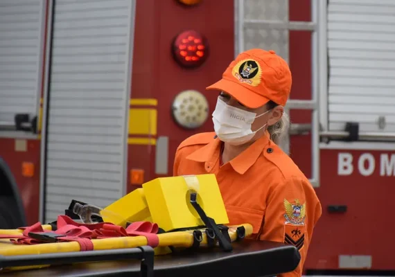 Corpo de Bombeiros auxilia na remoção de cadáver em Rio Largo