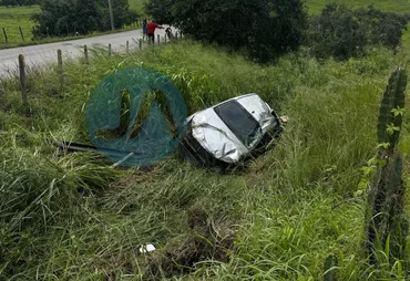 Acidente com Toyota Hilux deixa motorista ferido em Arapiraca