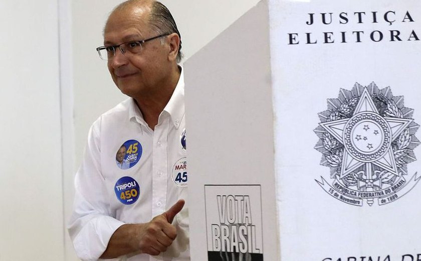 'Hoje é o dia maior da democracia', diz Geraldo Alckmin após votar em SP