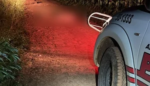 Corpo de homem é encontrado parcialmente despido e com marcas de tiros em estrada vicinal