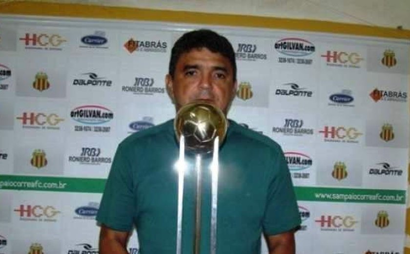 Conhecido como o 'Rei do Acesso', Flávio Araújo é o novo treinador do CSA