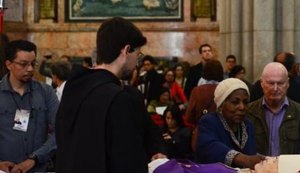 Funeral de dom Paulo Evaristo Arns chega ao terceiro dia