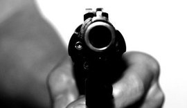 Adolescente é morto com três tiros na cabeça no Tabuleiro do Martins
