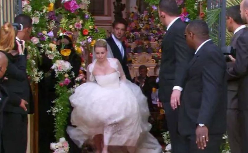 Após ouvir 'vozes do além', Camila deixa Edgar plantado no altar em 'Ti Ti Ti'