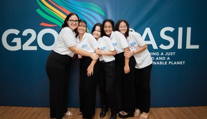Estudantes da rede estadual atuam na cobertura da reunião do G20 em Maceió