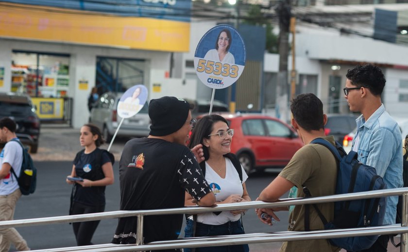 Professora Carol leva suas propostas aos moradores do Poço e Canaã