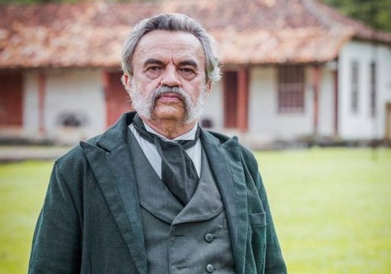 Ator José Dumont é condenado por armazenar pornografia infantil
