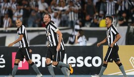 Botafogo faz 3 a 0 no Atlético-MG e vai às semifinais da Copa do Brasil