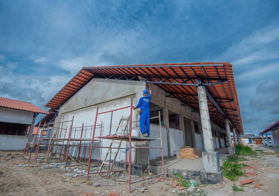 Governo investe na ampliação de vagas para o ensino médio integral em Maceió e Rio Largo