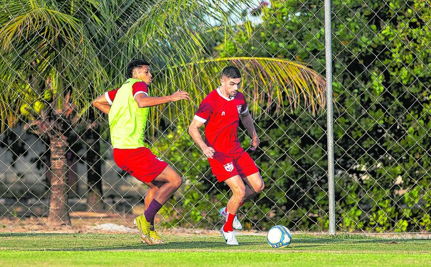 CRB tem base titular definida para a “decisão” contra o Goiás no sábado