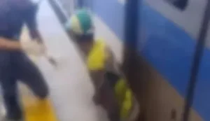 Homem que ficou preso entre trem e plataforma do metrô de Salvador está em estado grave