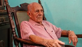 Policial militar mais antigo de Alagoas é homenageado aos 102 anos
