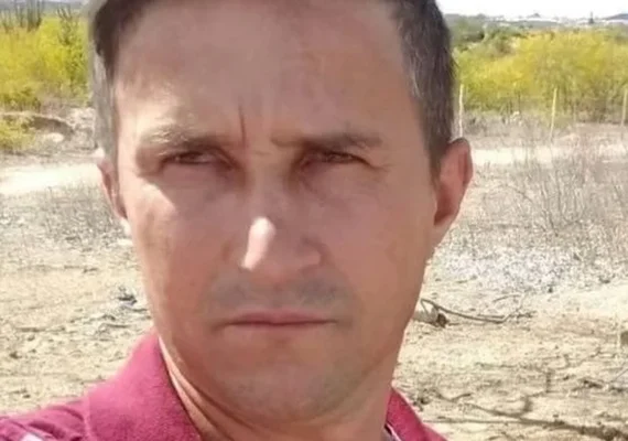 Homem morre após carro invadir contramão e colidir frontalmente em sua moto