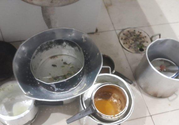 Vigilância Sanitária de Maceió interdita restaurante por condições insalubres