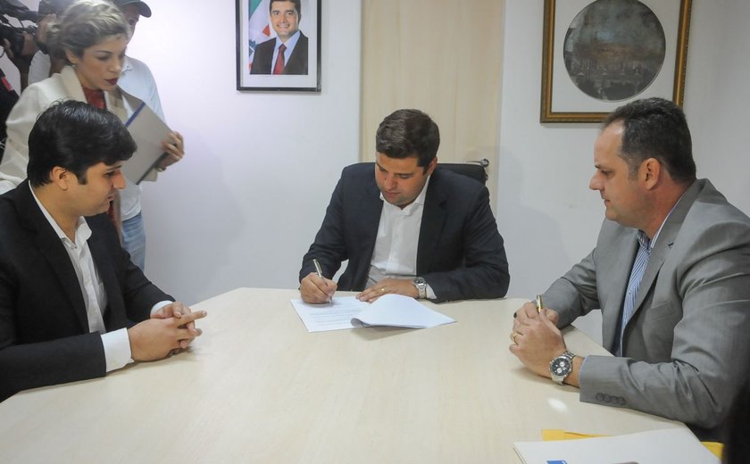 Prefeitura de Maceió assina cooperação técnica com o MTE