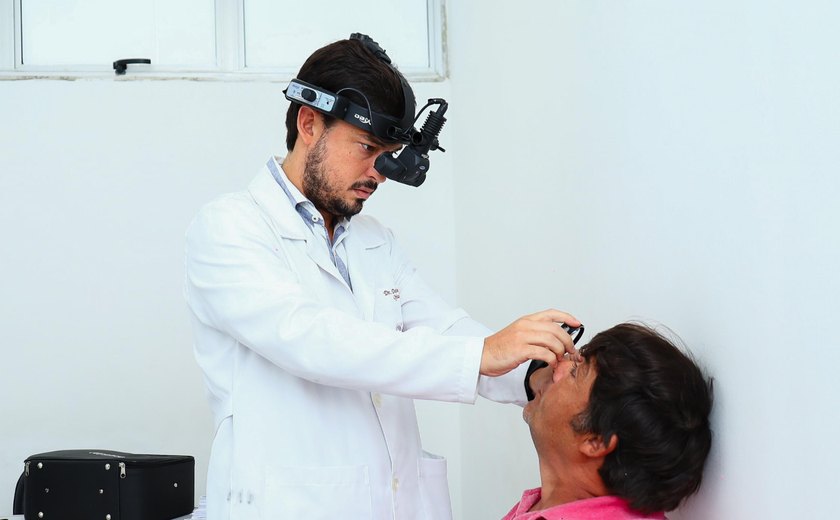 Mutirão para diagnóstico de retinopatia diabética é realizado no Hospital Metropolitano