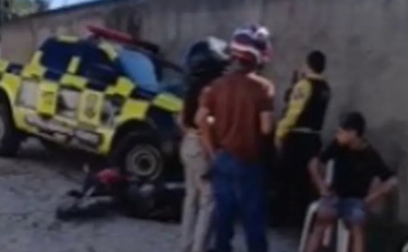 Agente que quase atingiu pai e filho durante perseguição em Rio Largo é afastado