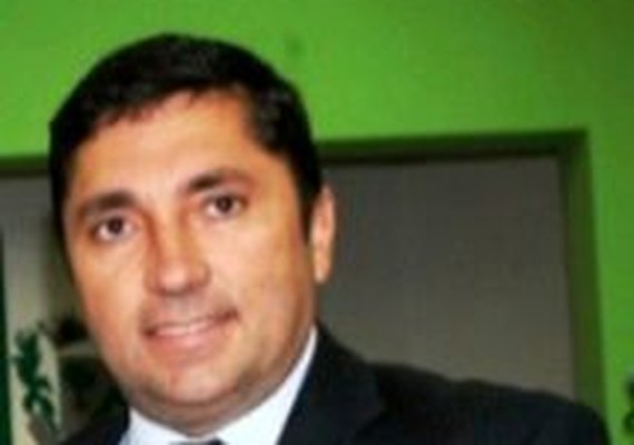 Indicação de Nezinho a Teófilo contra pagamento de consignados é aprovada no Senado