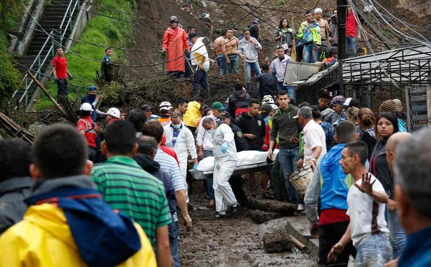 Número de mortos vítimas de chuvas na Colômbia sobe para 16