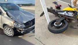 Mulher morre e homem fica gravemente ferido em colisão entre moto e carro