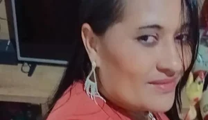 Suspeito de feminicídio se apresenta à polícia e é preso em Penedo