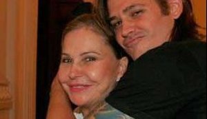 Mãe se desespera ao saber sobre condenação de Dado Dolabella