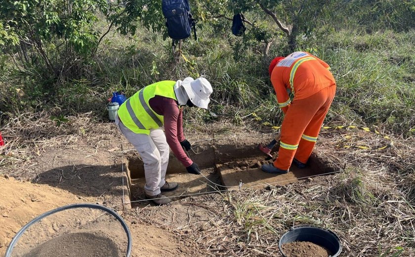 Vestígios pré-coloniais e coloniais são identificados em obra da AL-102 Norte