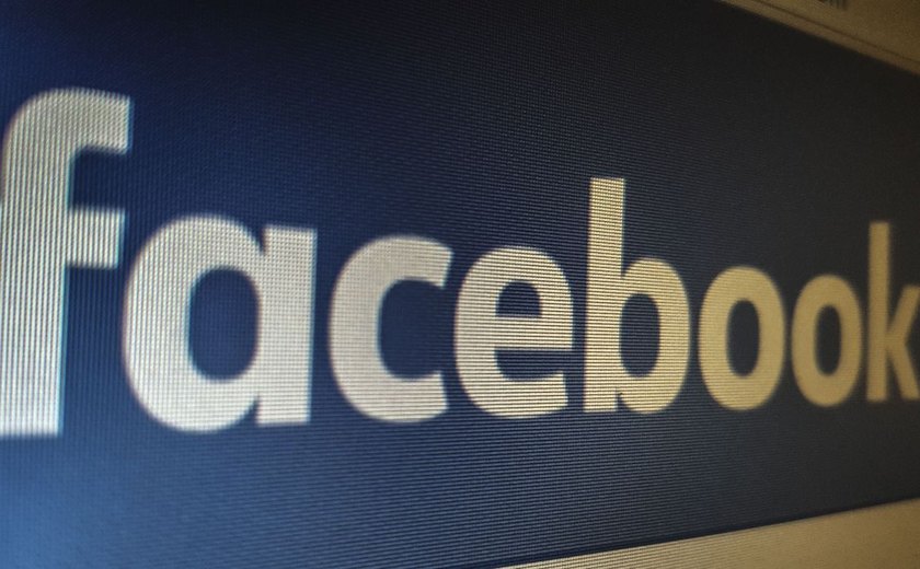 Facebook deve bloquear contas que fizeram disparos em massa de montagem de políticos