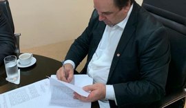 Luciano Barbosa encaminha à ALE projeto de lei que beneficia alunos com intercâmbio