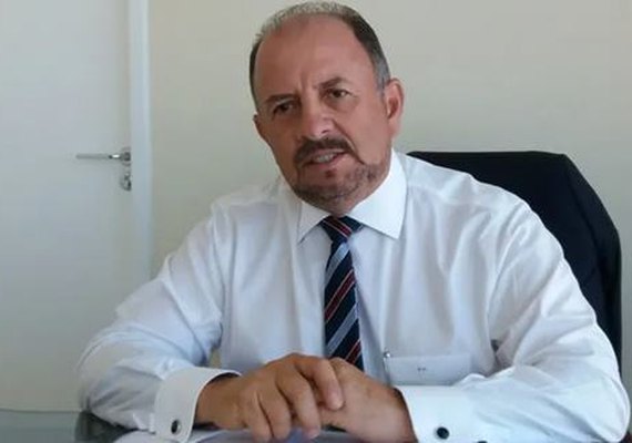 Deputado se defende das acusações de vereador