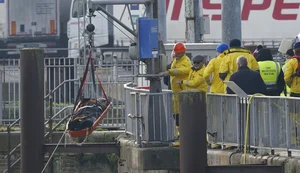 Barco afunda no Canal da Mancha e quatro pessoas morrem