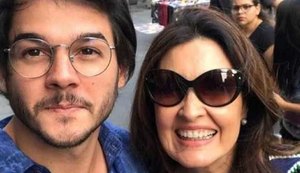 Fátima Bernardes se declara em foto com o namorado Túlio Gadêlha