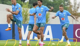 Brasil faz penúltimo treino e viaja para o Texas, onde enfrenta Japão