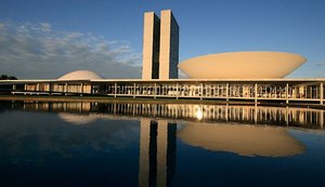 Um quarto dos deputados trocam de partidos durante o atual mandato