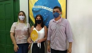 São Miguel dos Milagres recebe Troféu Alagoas Verde pelo combate às manchas de óleo