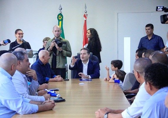 Governo promete Rei Pelé moderno em 2019