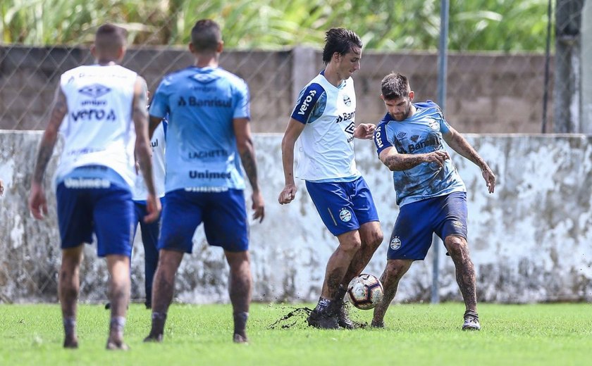 Renato encerra preparação do Grêmio para jogo com o CSA em treino fechado no CT do CRB