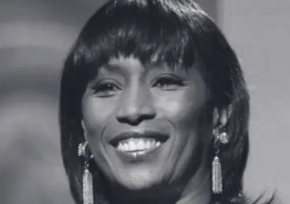 Atriz de 'Todo Mundo Odeia o Cris' morre aos 74 anos, nos EUA