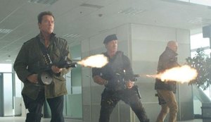 Stallone e Arnold Schwarzenegger rejeitam continuação d'Os mercenários'