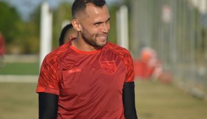 Formação do CRB ainda é mistério para Marcelo Cabo