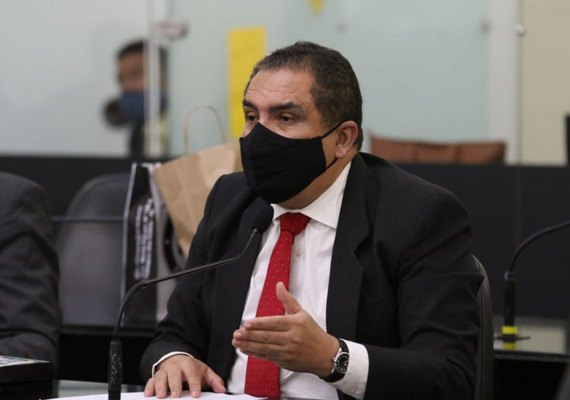 Projeto que isenta taxa de concurso para serviço prestado na eleição é aprovado