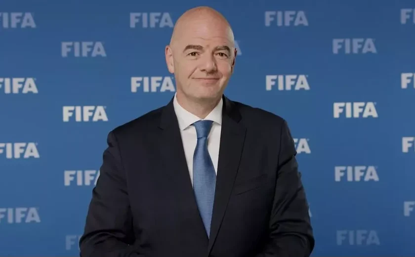 Fifa promete quase R$ 2 bilhões a times que colaboraram com as seleções