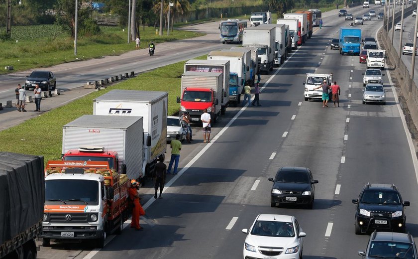 Governo vê menos folga para cumprir meta fiscal em 2018 após greve dos caminhoneiros