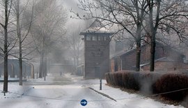 Polônia lança arquivo com nomes de guardas nazistas de Auschwitz