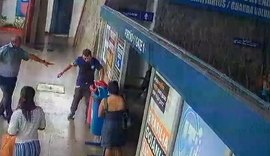 Homem rouba celular, é perseguido, atingido por cinco tiros e pede socorro na rodoviária